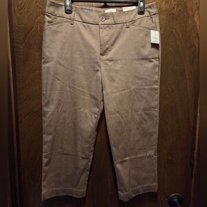 St John's Bay Crop Pants NWT